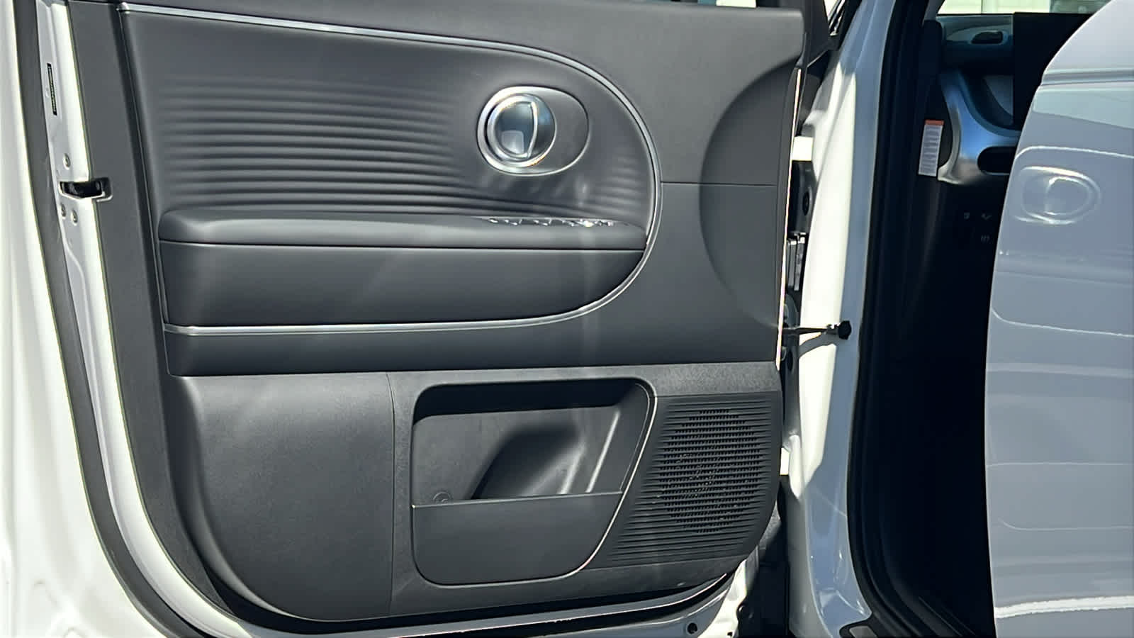 Thumbnail: 2026 Hyundai Ioniq - 23