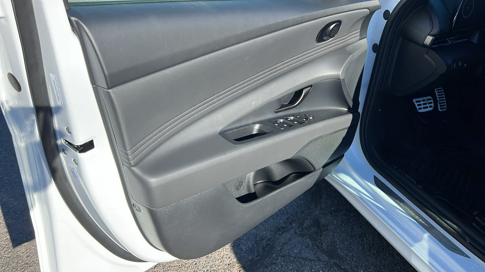 Thumbnail: 2026 Hyundai Elantra - 23