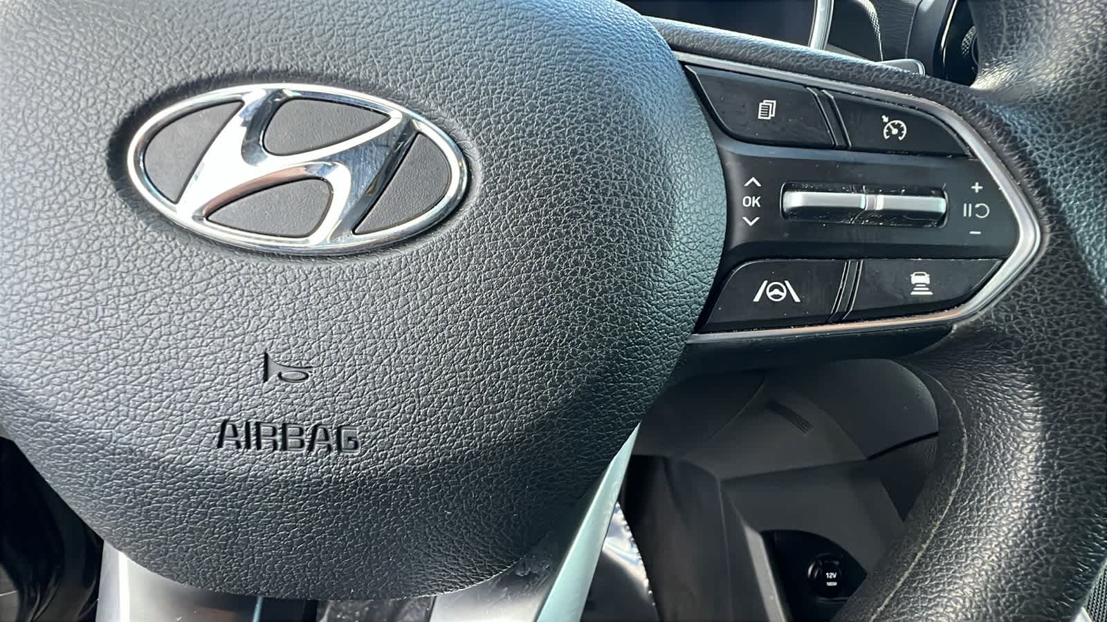 Thumbnail: 2021 Hyundai Santa Fe - 20