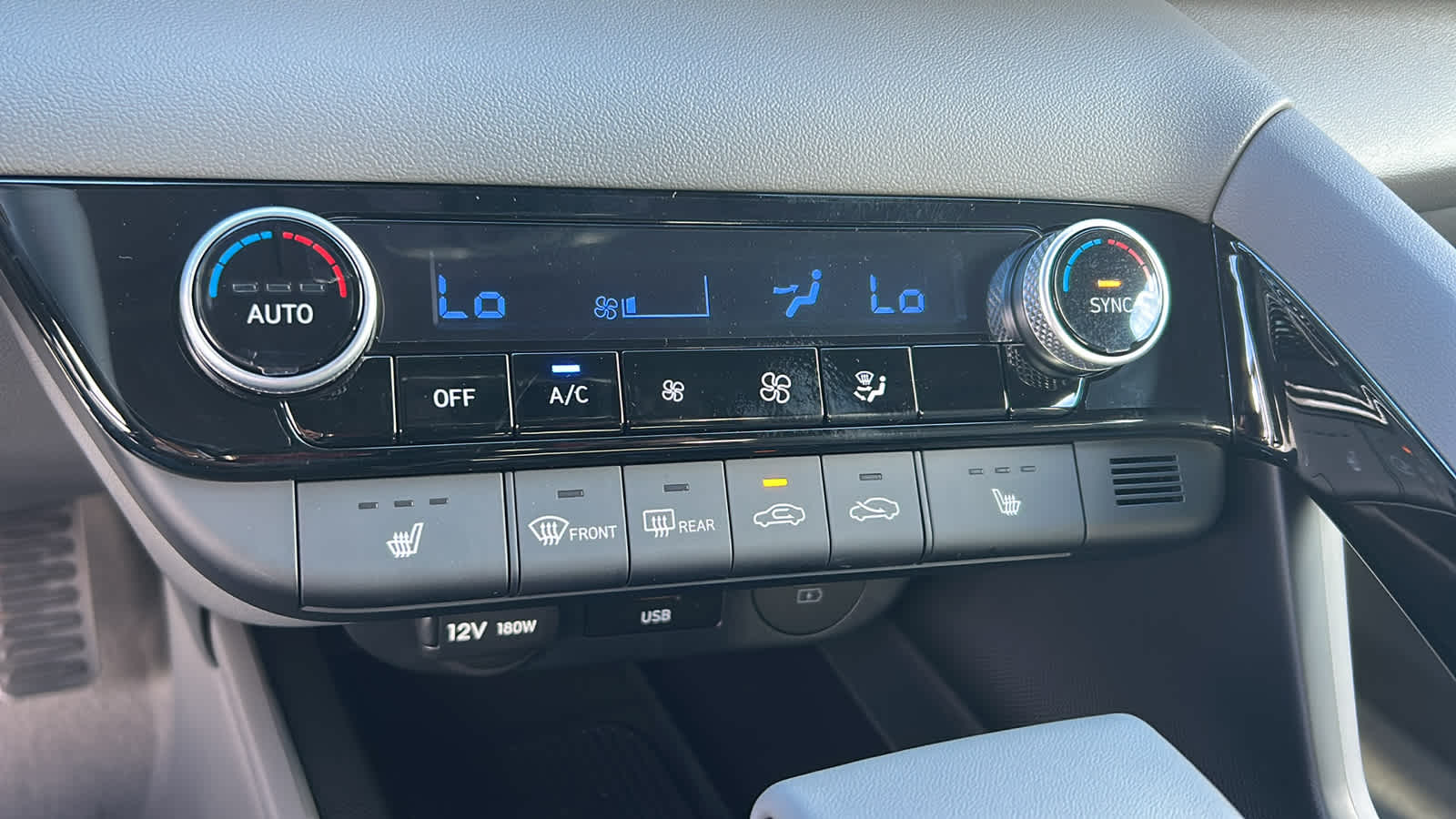 Thumbnail: 2026 Hyundai Elantra - 14