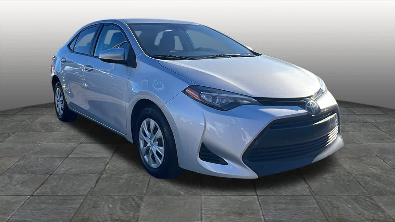 Thumbnail: 2017 Toyota Corolla - 3
