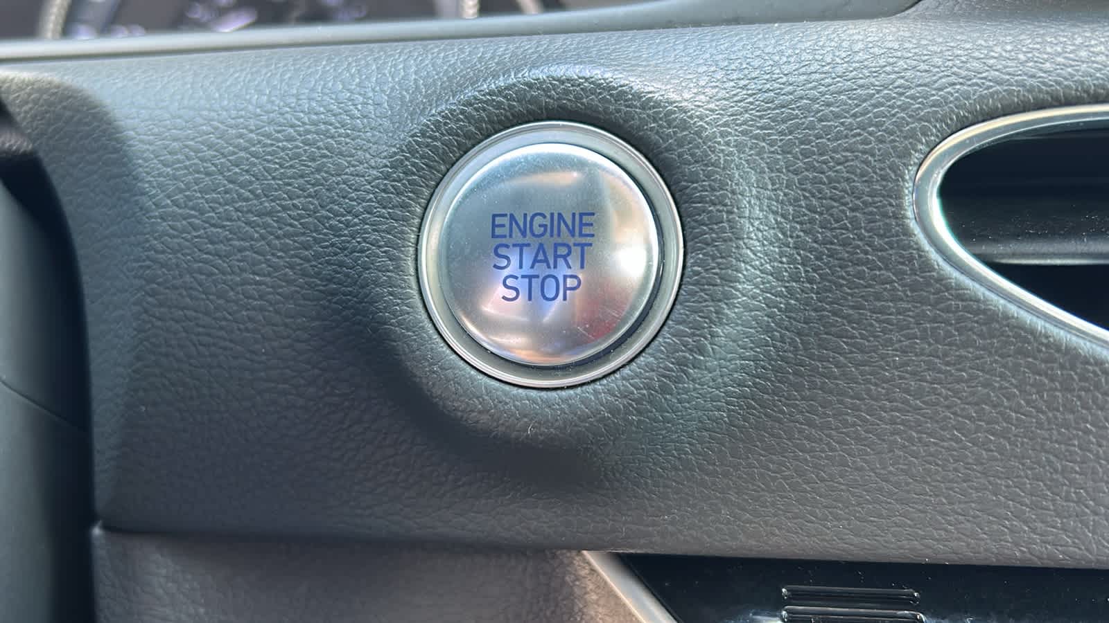 Thumbnail: 2023 Hyundai Sonata - 17