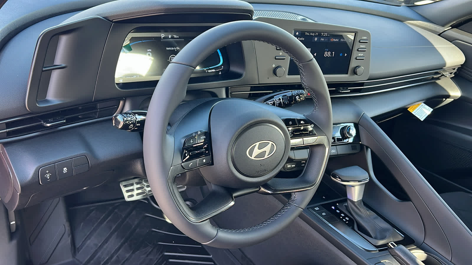 Thumbnail: 2025 Hyundai Elantra - 10