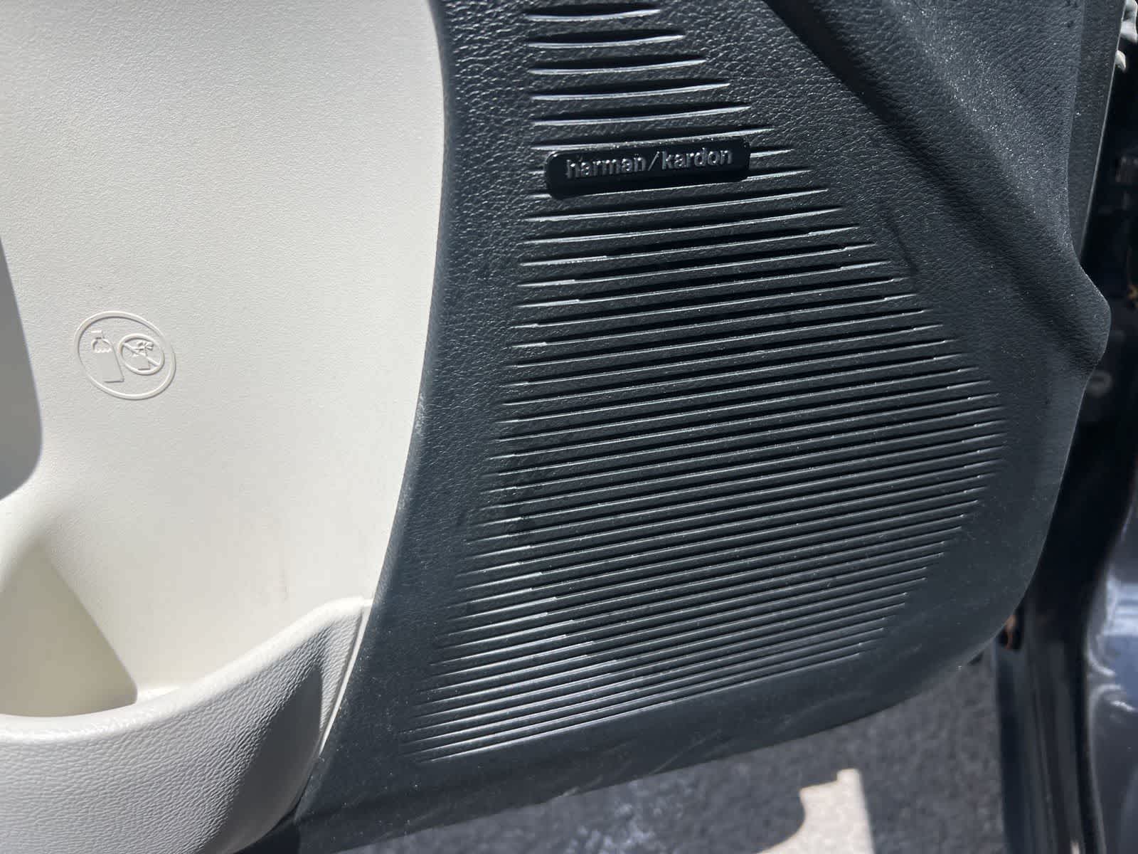 Thumbnail: 2018 Dodge Challenger - 12