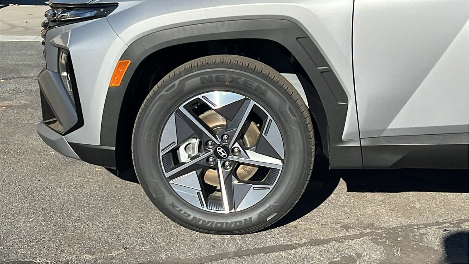 Thumbnail: 2025 Hyundai Tucson - 9