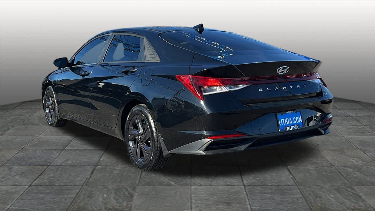 Thumbnail: 2023 Hyundai Elantra - 7