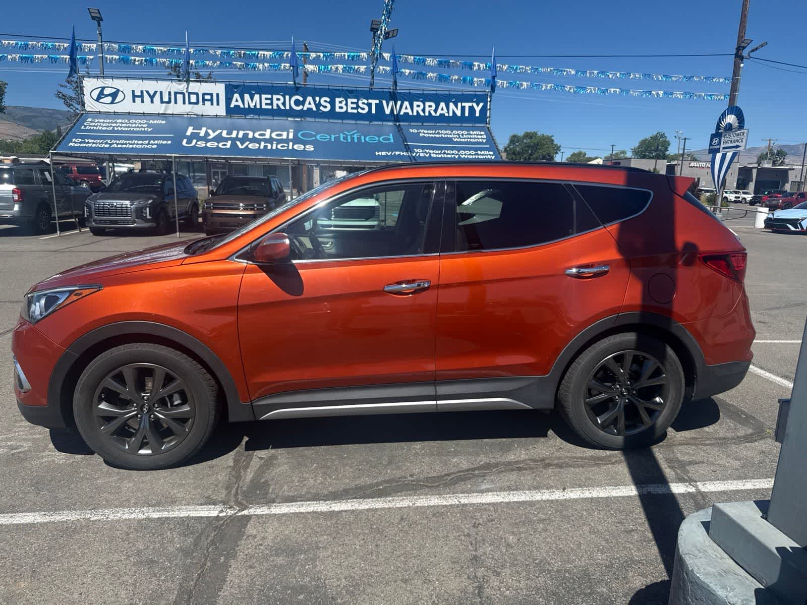 Thumbnail: 2017 Hyundai Santa Fe - 2