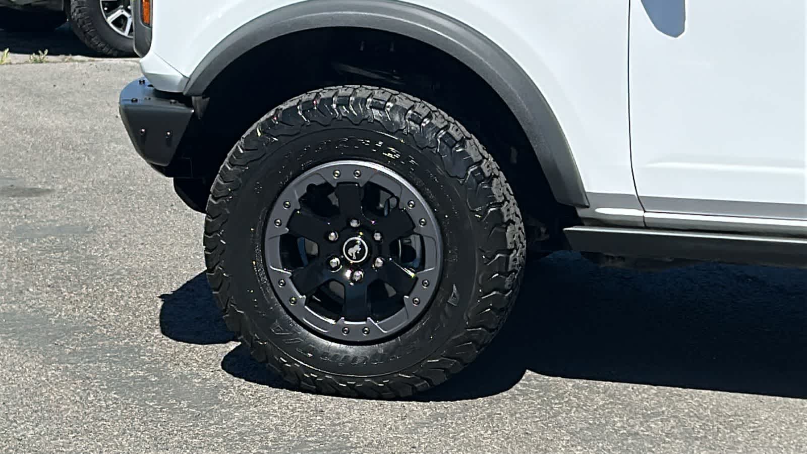Thumbnail: 2022 Ford Bronco - 9