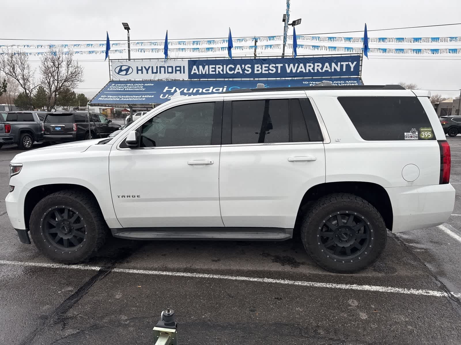 Thumbnail: 2017 Chevrolet Tahoe - 11