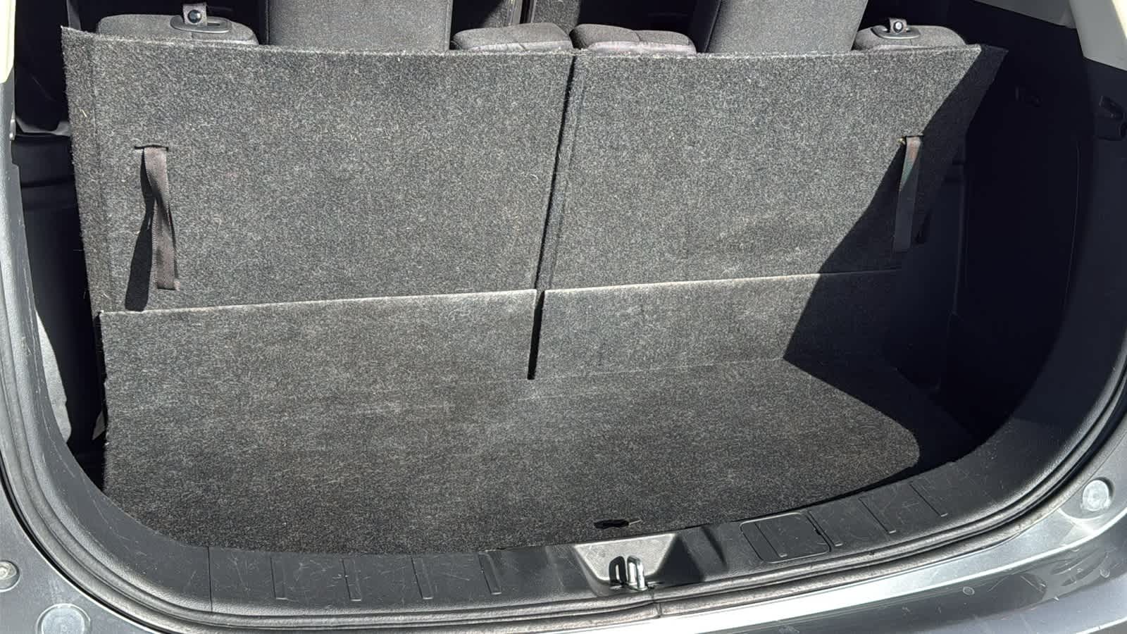 Thumbnail: 2018 Mitsubishi Outlander - 27