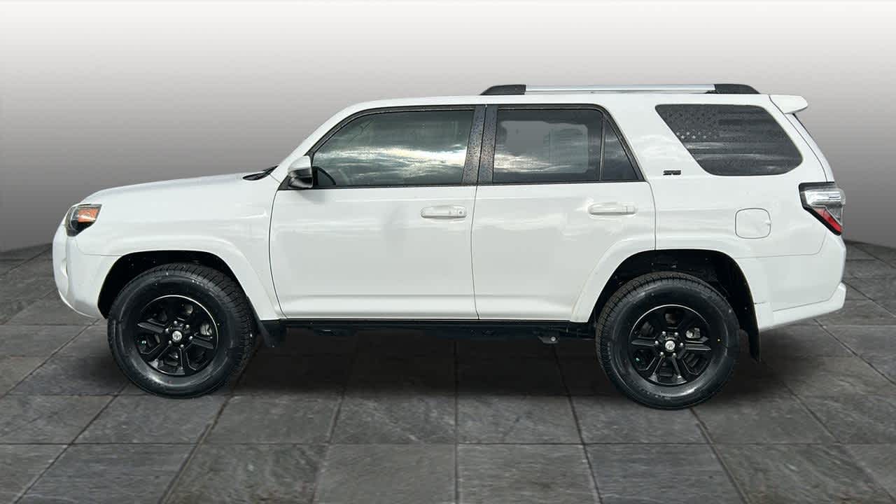 Thumbnail: 2019 Toyota 4Runner - 8