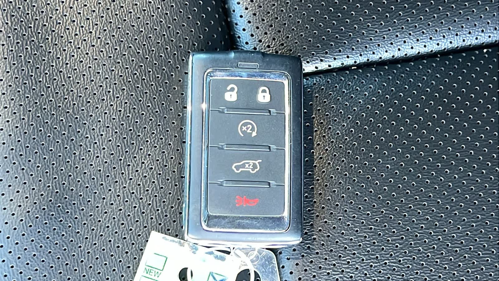 Thumbnail: 2024 Jeep Grand Cherokee L - 29