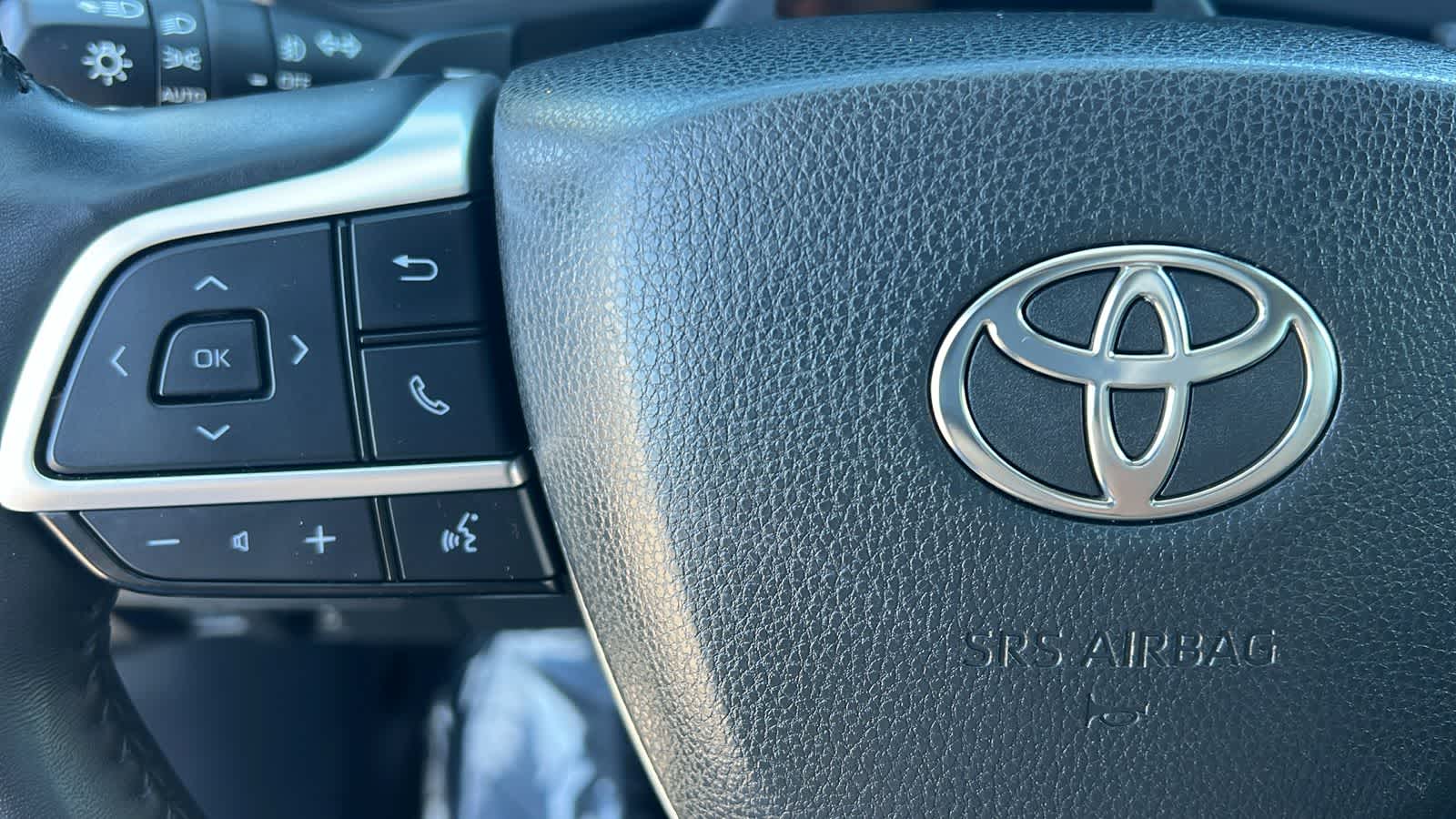 Thumbnail: 2024 Toyota Grand Highlander - 19