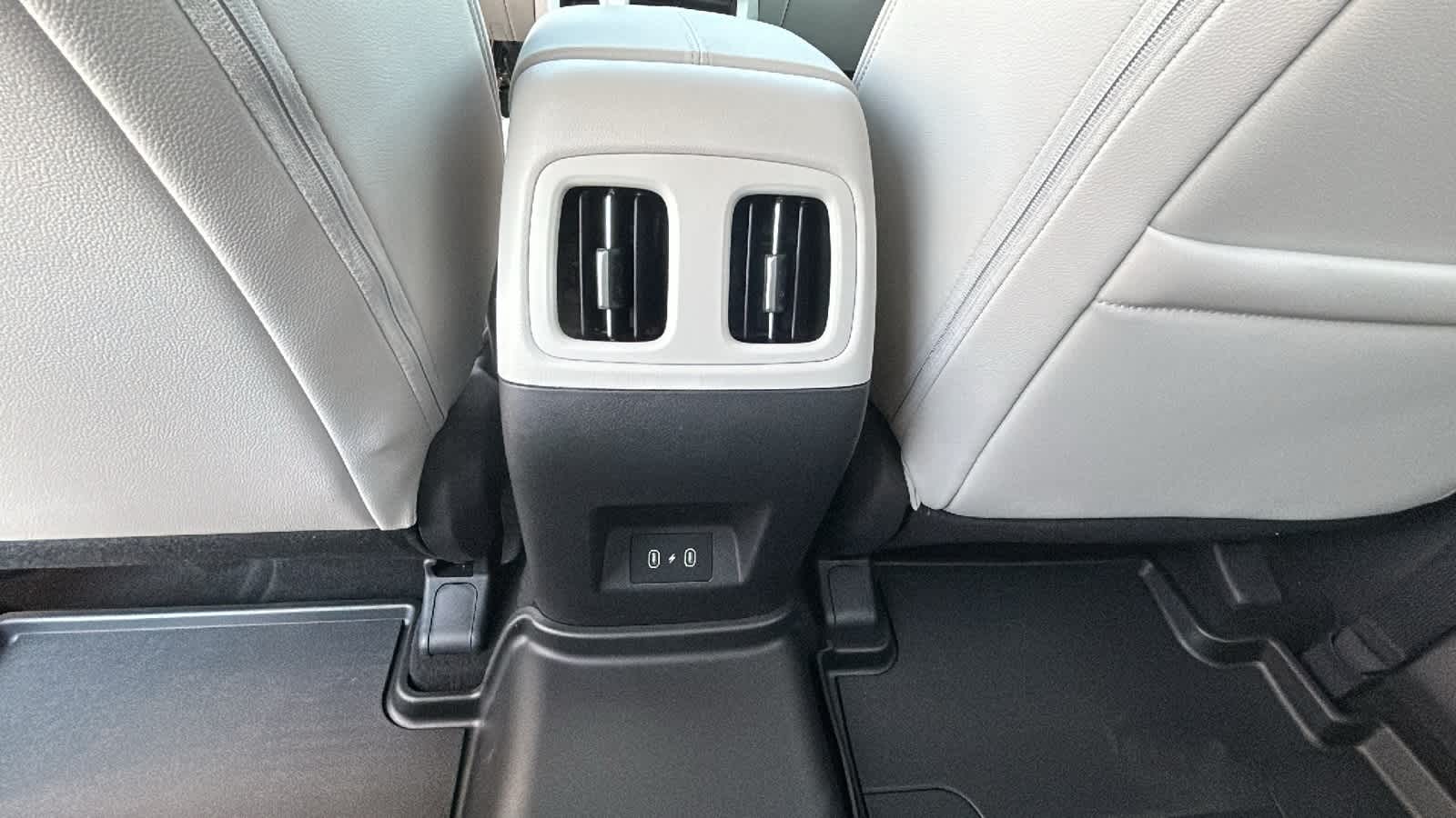 Thumbnail: 2025 Hyundai Tucson - 25