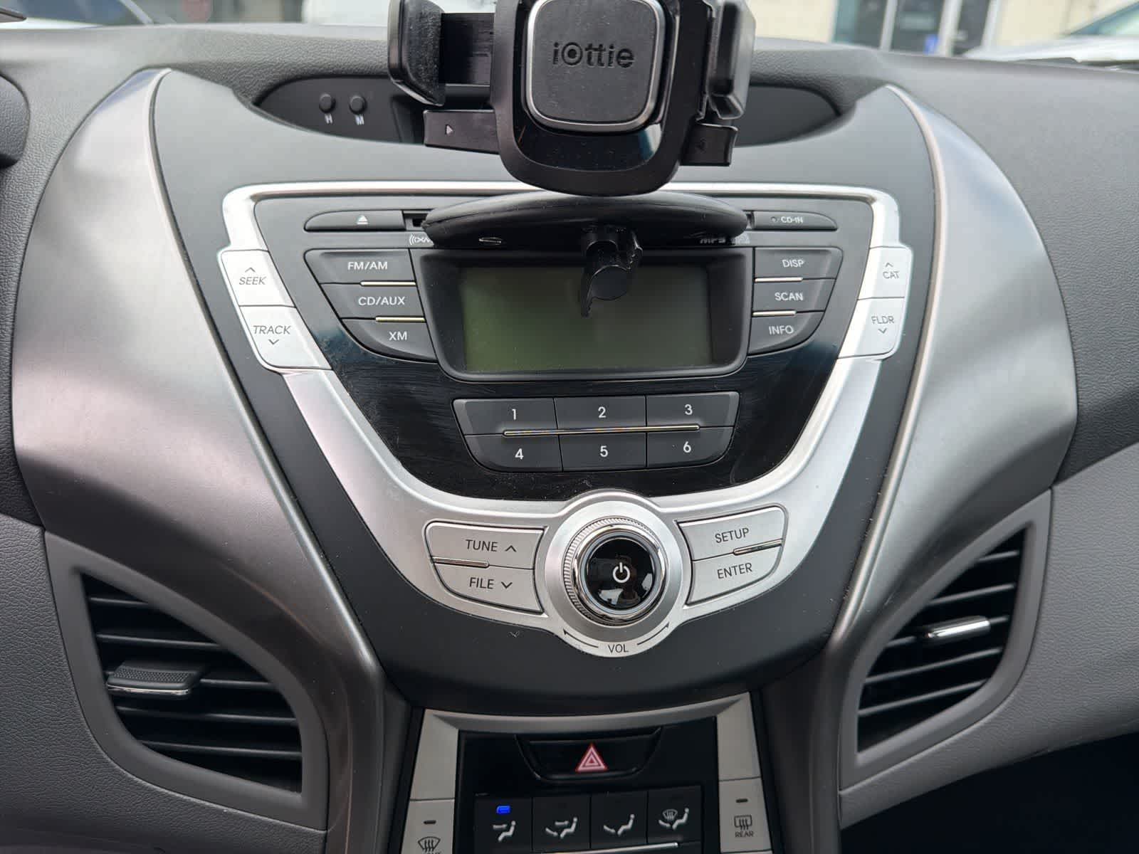 Thumbnail: 2011 Hyundai Elantra - 14