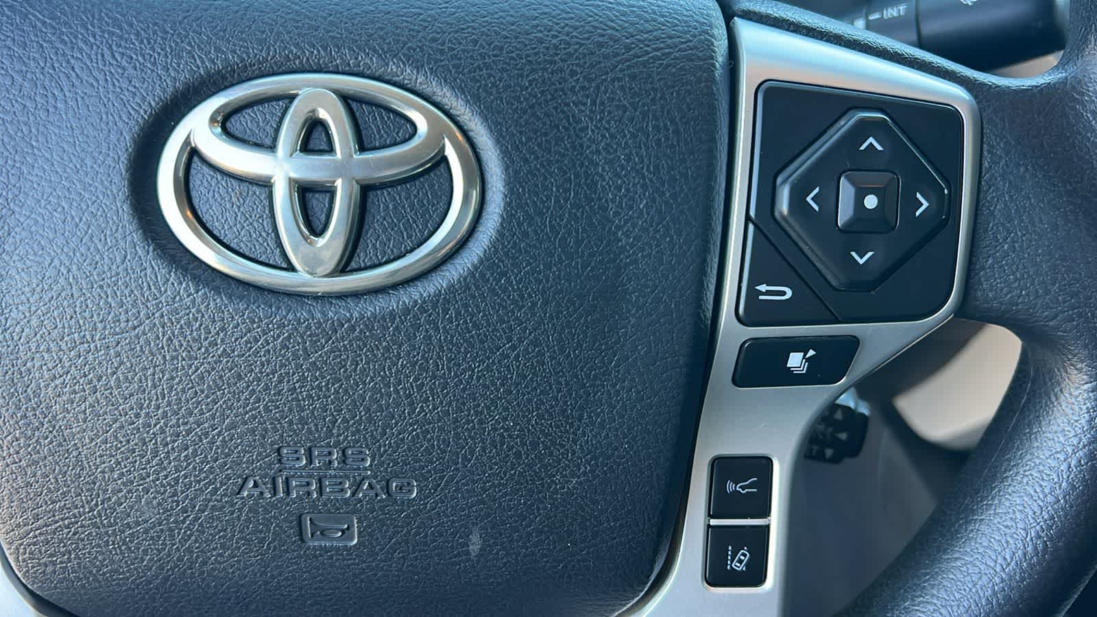 Thumbnail: 2018 Toyota Tundra - 20