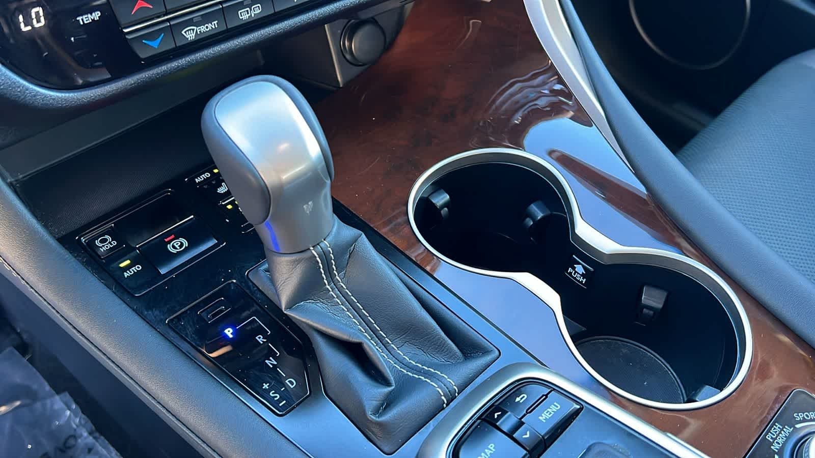 Thumbnail: 2018 Lexus RX - 13