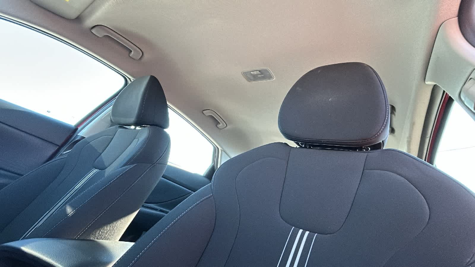 Thumbnail: 2023 Hyundai Elantra - 11