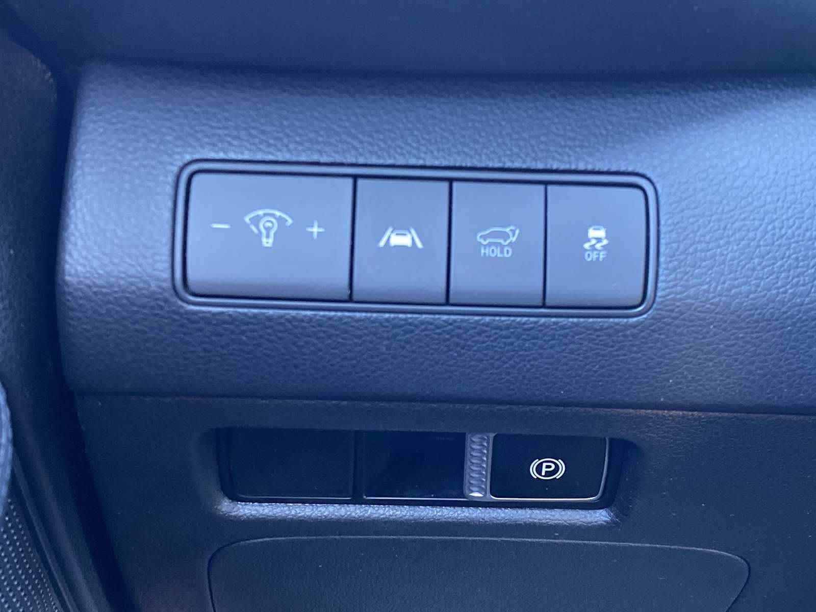 Thumbnail: 2023 Hyundai Santa Fe - 22