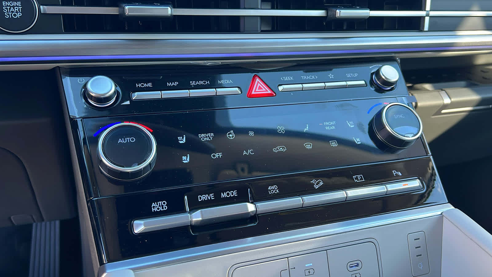 Thumbnail: 2026 Hyundai Santa Fe - 14