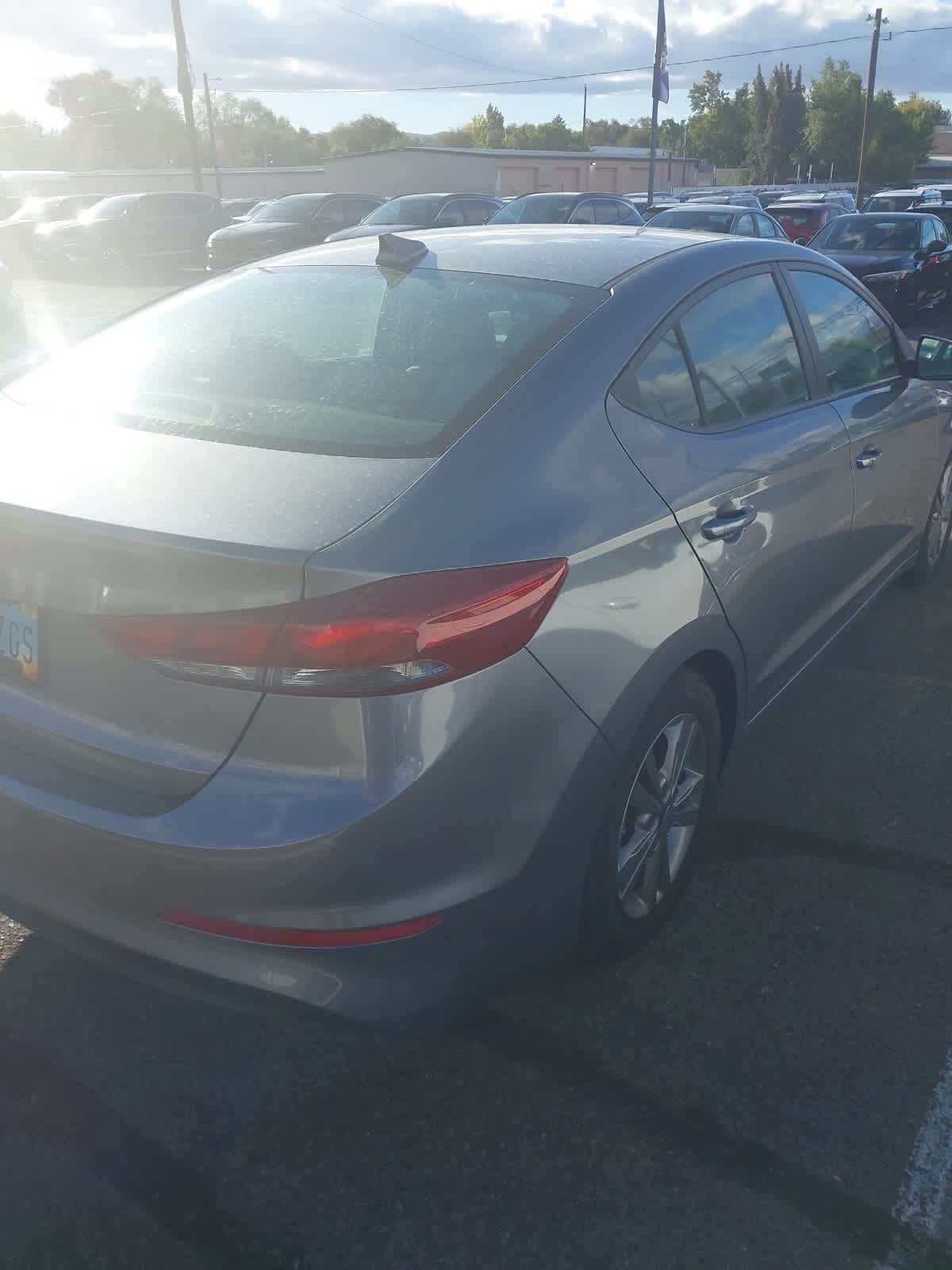 Thumbnail: 2018 Hyundai Elantra - 13