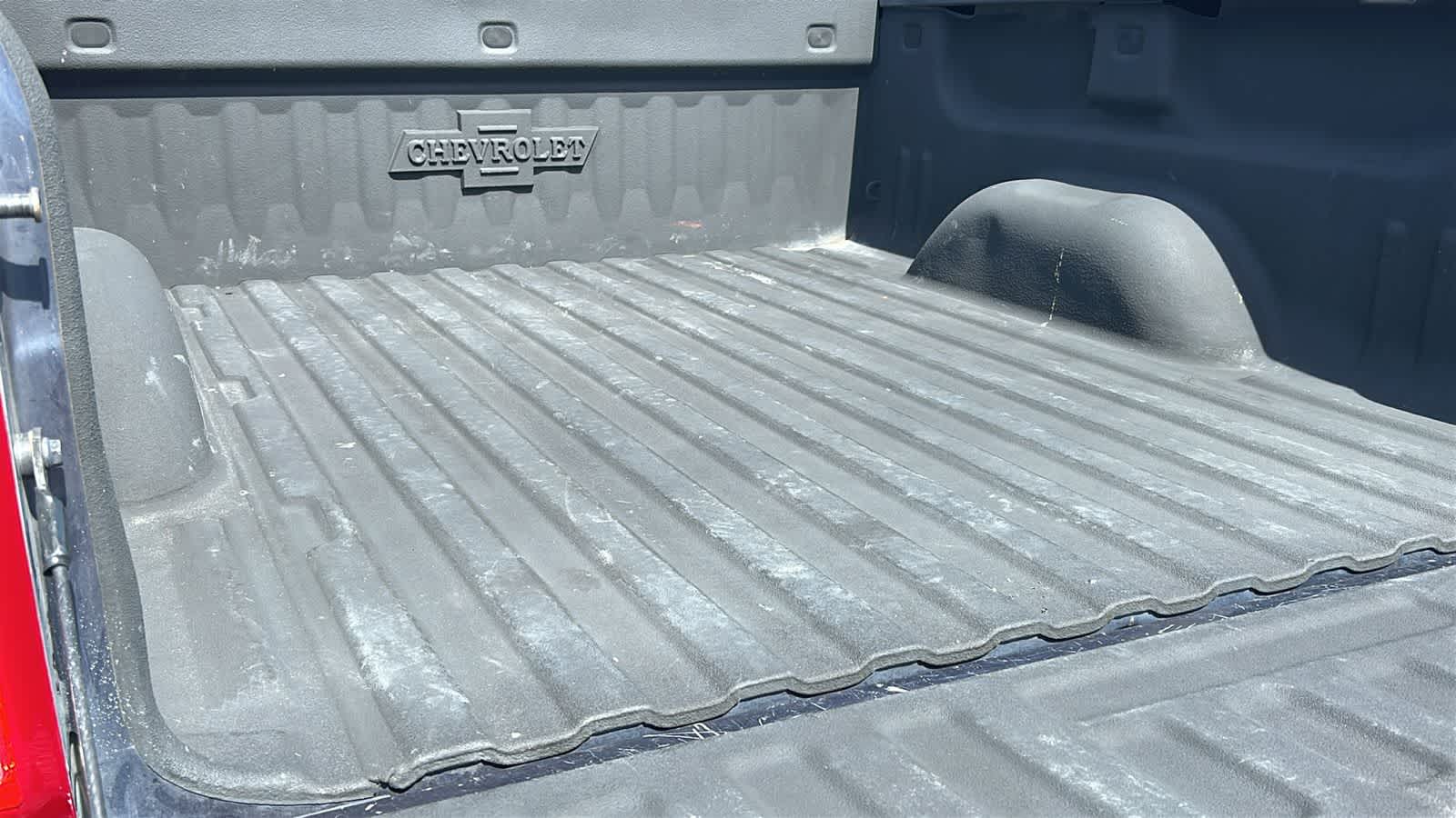 Thumbnail: 2018 Chevrolet Silverado 1500 - 27