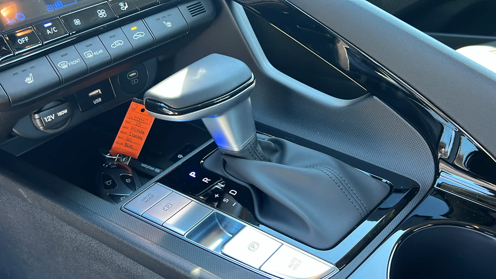 Thumbnail: 2025 Hyundai Elantra - 13