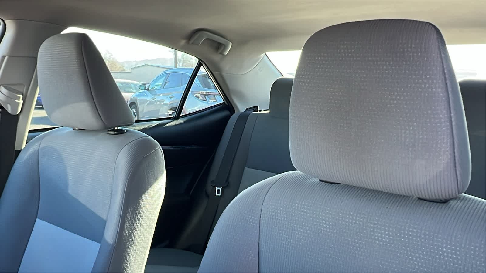 Thumbnail: 2017 Toyota Corolla - 11