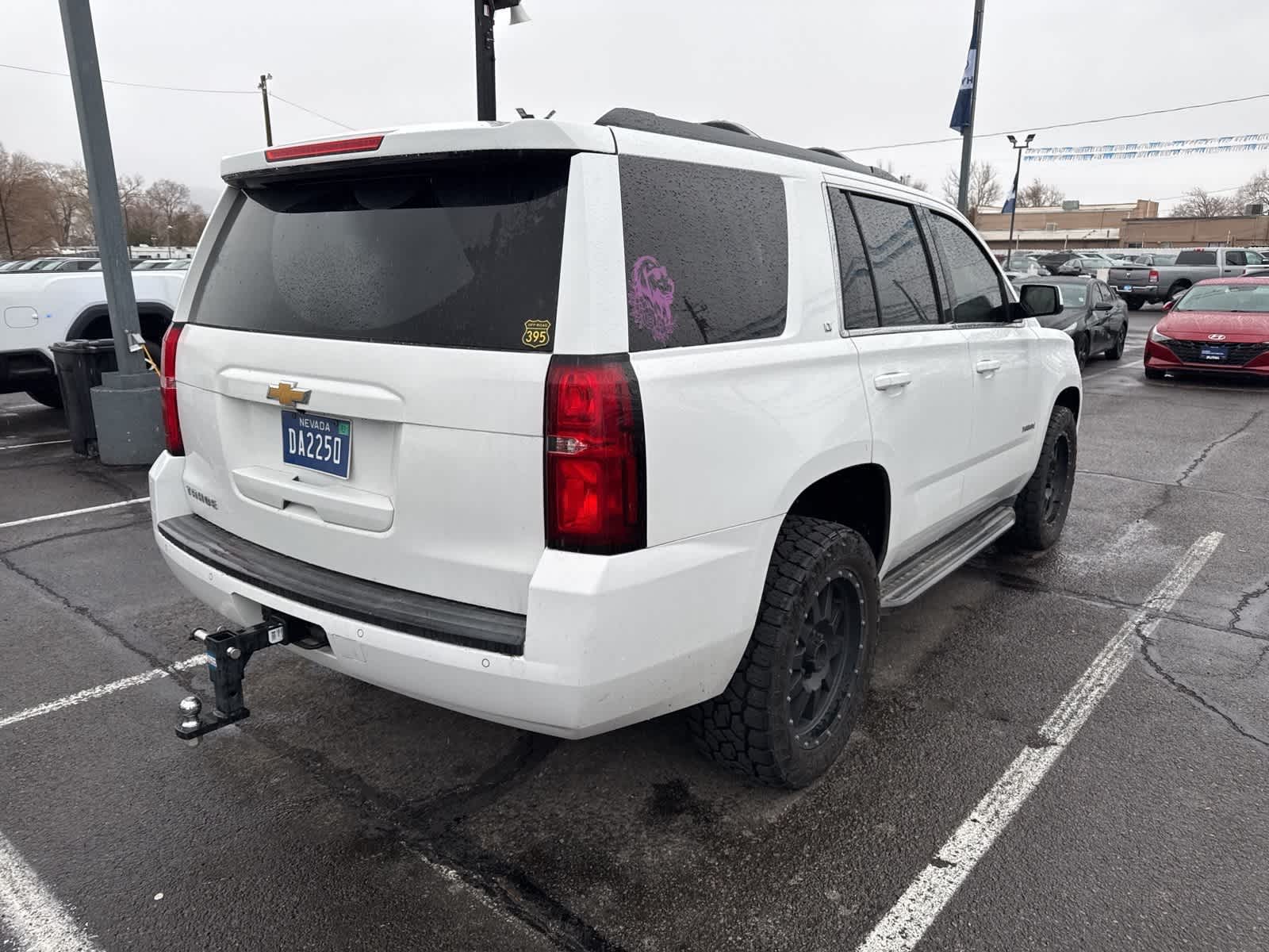 Thumbnail: 2017 Chevrolet Tahoe - 7