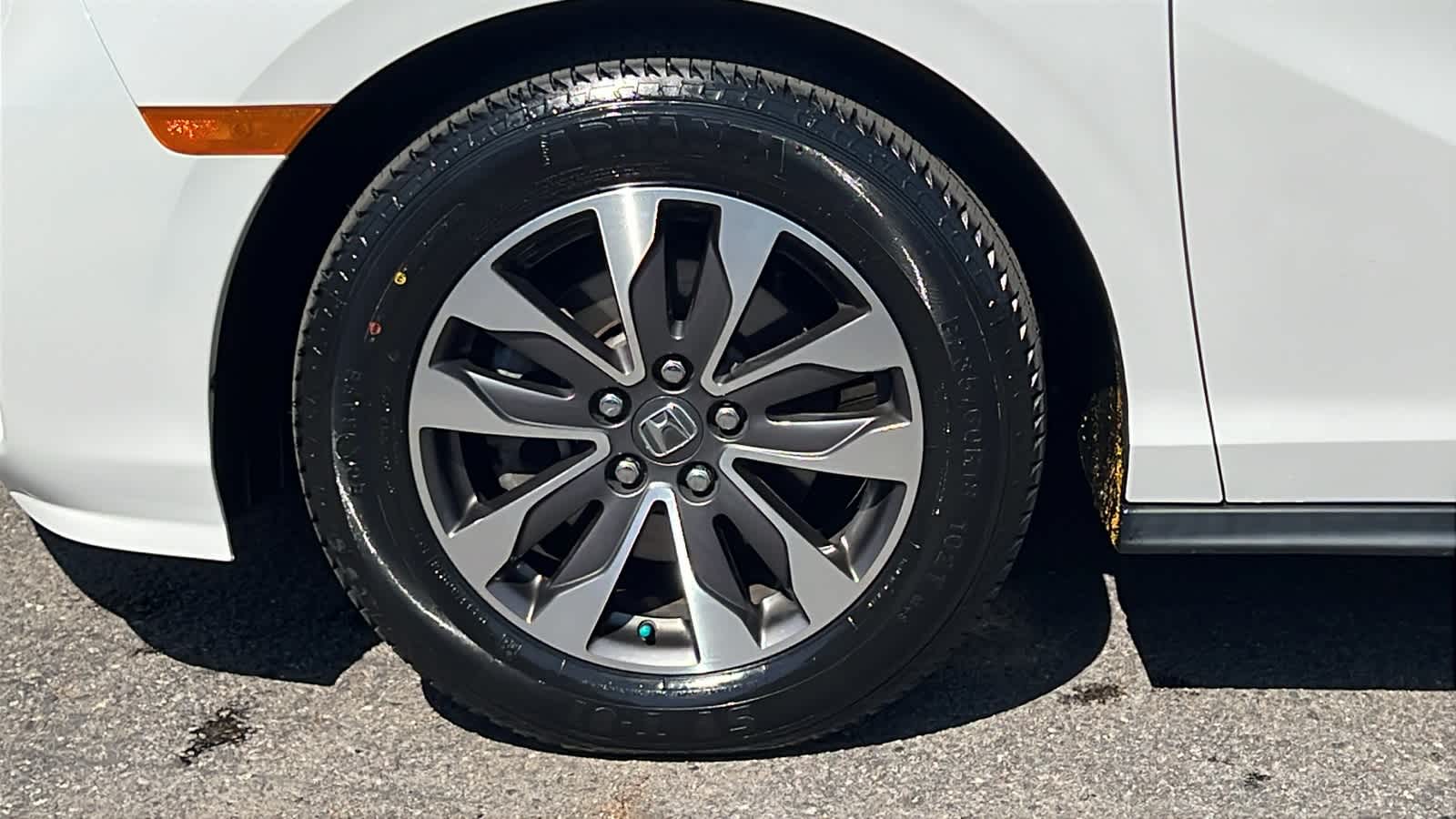 Thumbnail: 2021 Honda Odyssey - 9