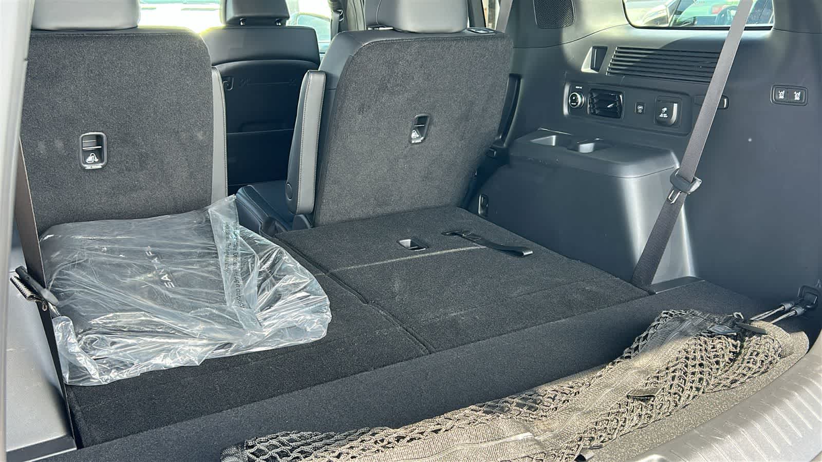 Thumbnail: 2026 Hyundai Santa Fe - 27