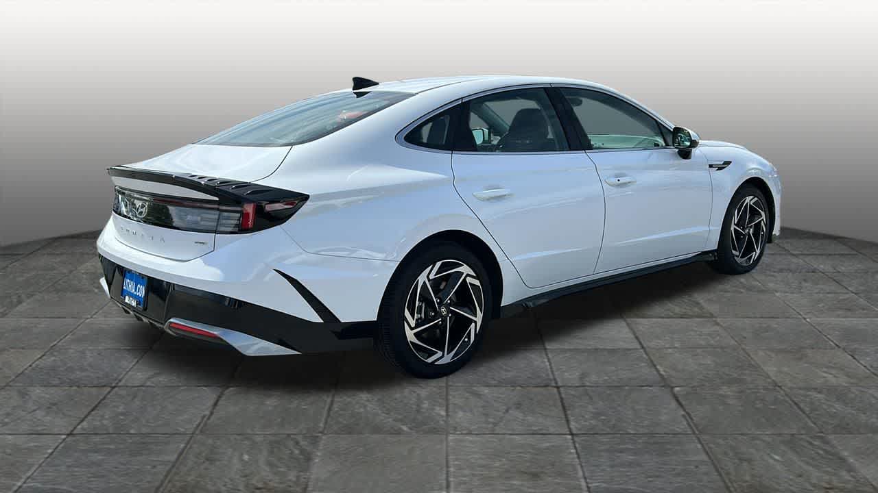 Thumbnail: 2026 Hyundai Sonata - 5