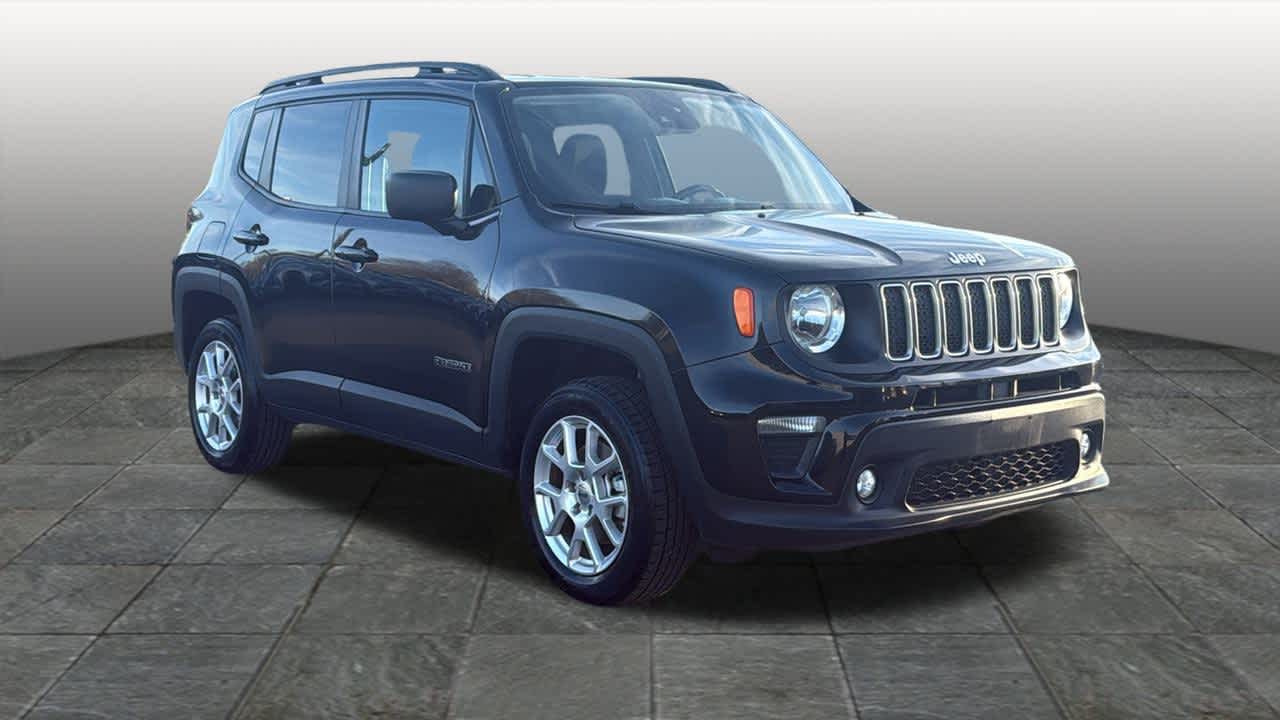 Thumbnail: 2022 Jeep Renegade - 3