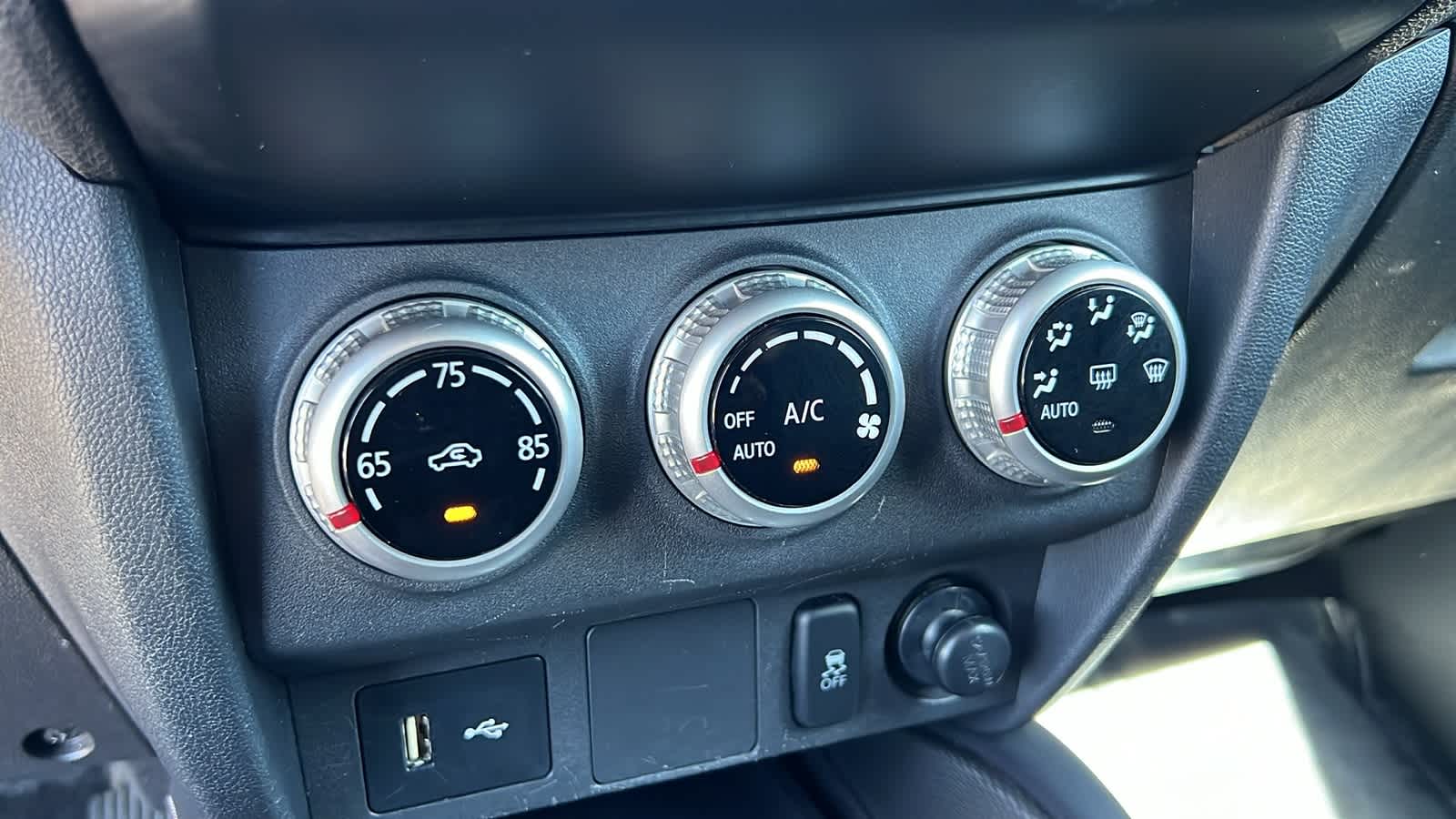2021 Mitsubishi Outlander Sport ES 14