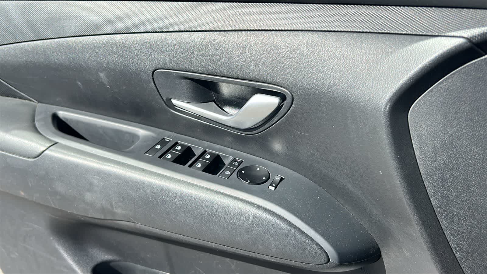 Thumbnail: 2025 Hyundai Tucson - 18