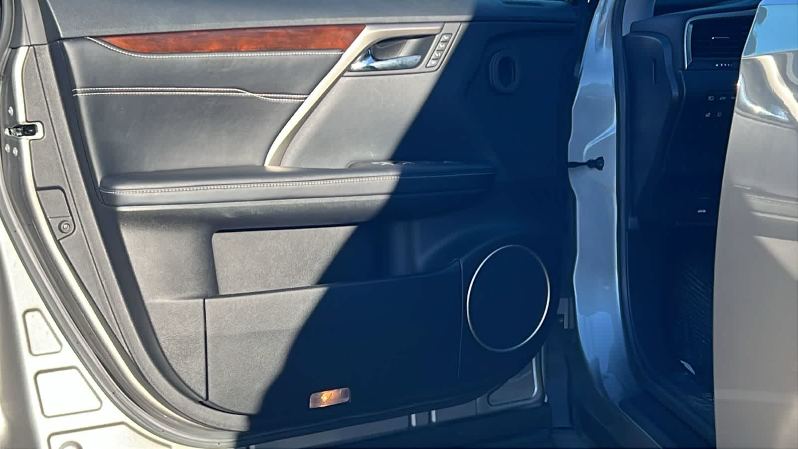 Thumbnail: 2018 Lexus RX - 23