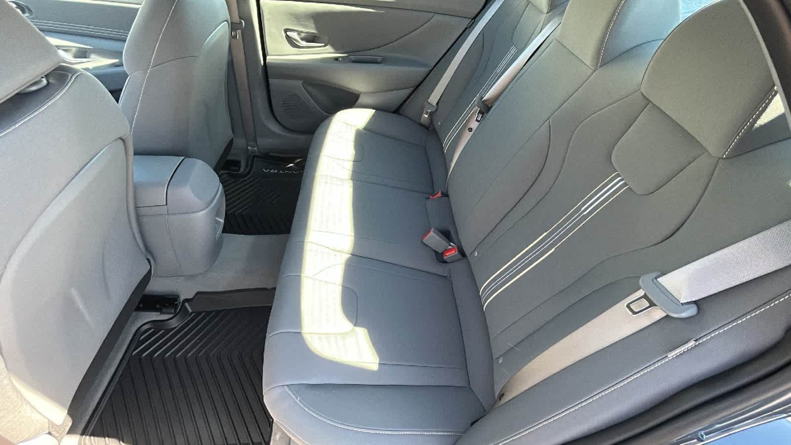 Thumbnail: 2026 Hyundai Elantra - 24