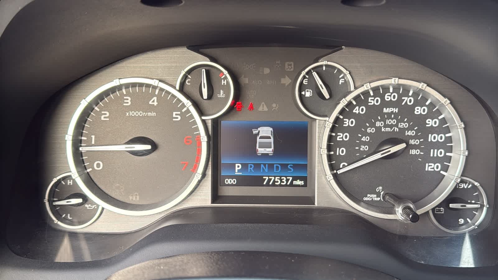 Thumbnail: 2014 Toyota Tundra - 21