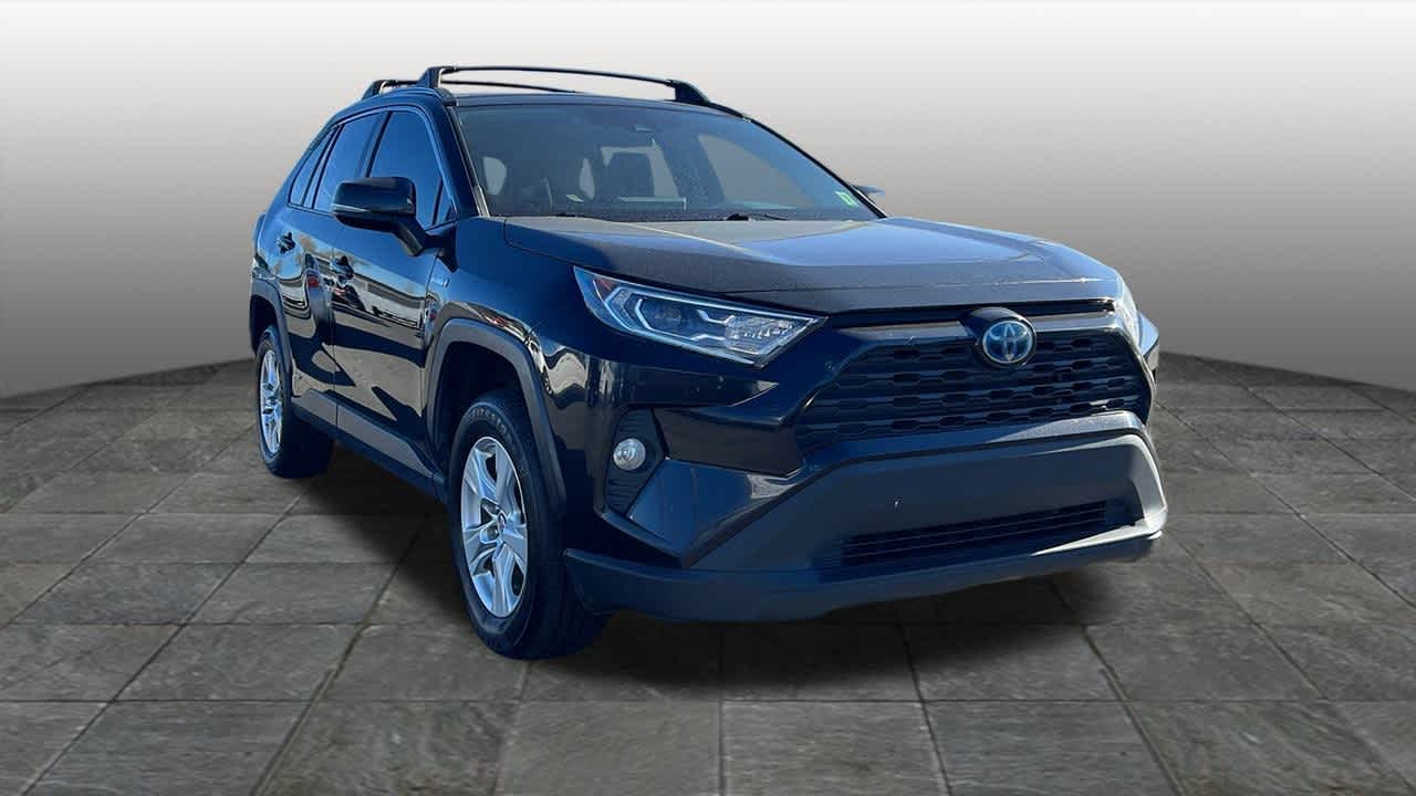 Thumbnail: 2020 Toyota RAV4 - 3