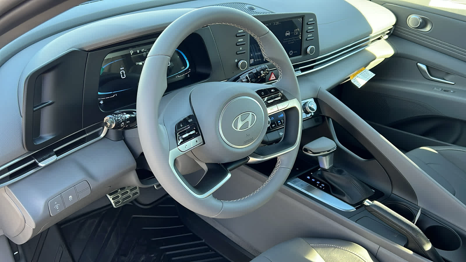 Thumbnail: 2026 Hyundai Elantra - 10