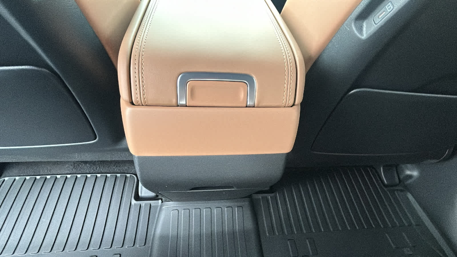 Thumbnail: 2026 Hyundai Santa Fe - 25