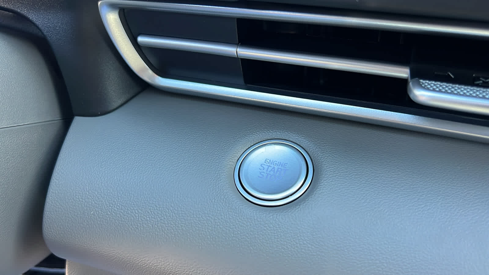 Thumbnail: 2026 Hyundai Elantra - 17