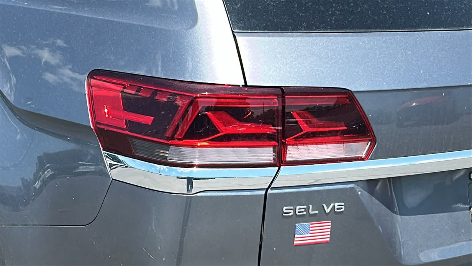 Thumbnail: 2022 Volkswagen Atlas - 9