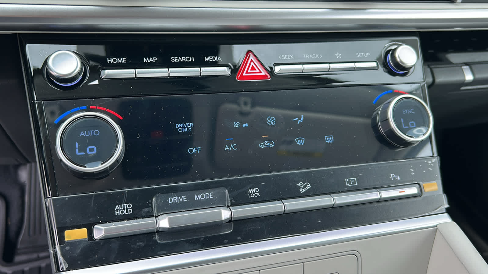 Thumbnail: 2026 Hyundai Santa Fe - 14