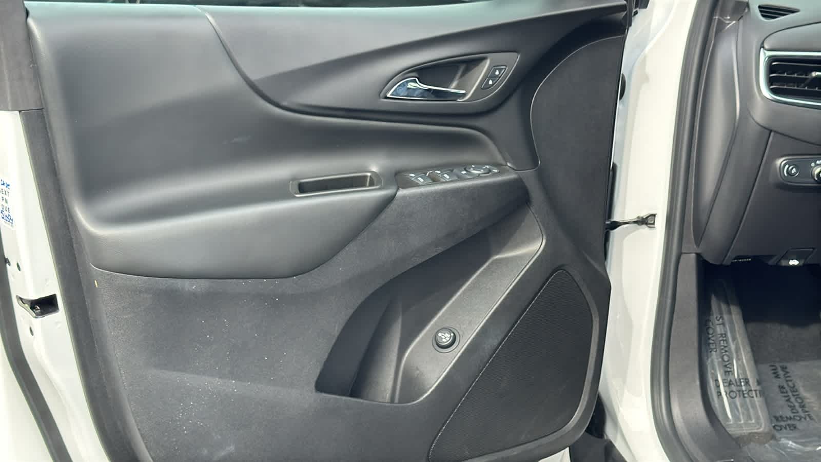 Thumbnail: 2024 Chevrolet Equinox - 23