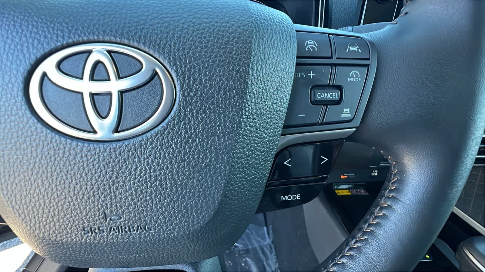 Thumbnail: 2025 Toyota Camry - 20