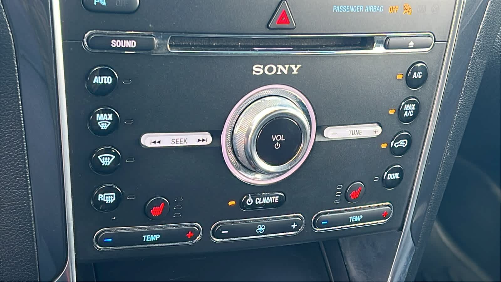 Thumbnail: 2018 Ford Explorer - 14