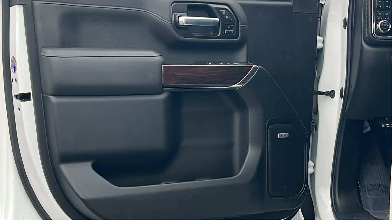 Thumbnail: 2023 GMC Sierra 2500 - 23