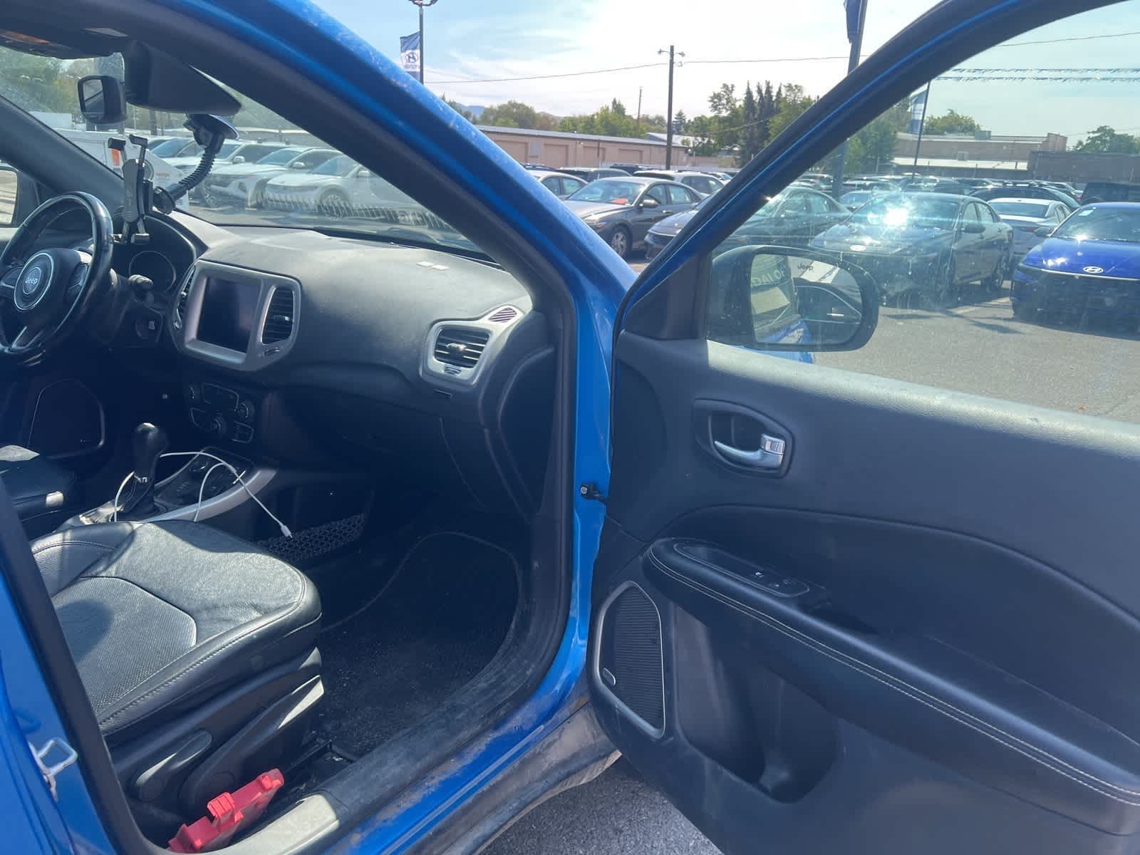 Thumbnail: 2021 Jeep Compass - 10
