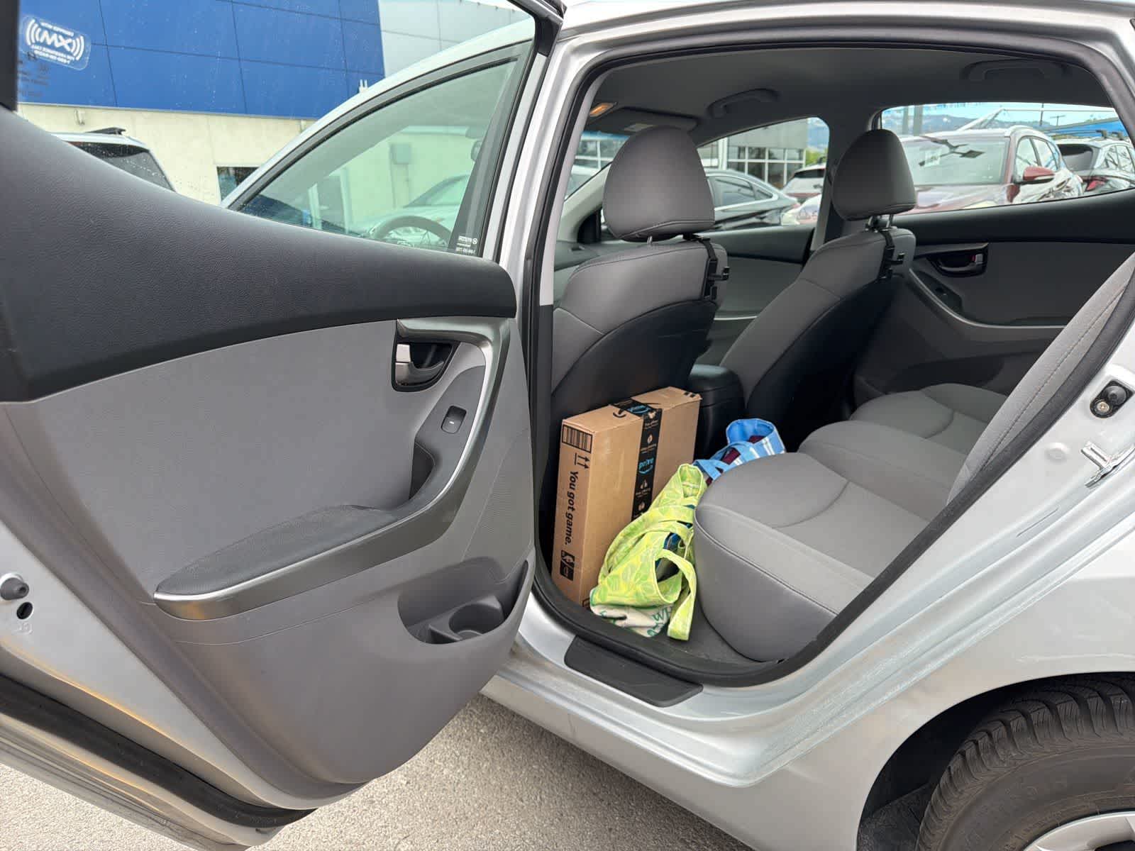 Thumbnail: 2011 Hyundai Elantra - 16